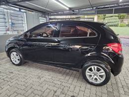 CHEVROLET - ONIX - 2013/2013 - Preta - R$ 43.900,00