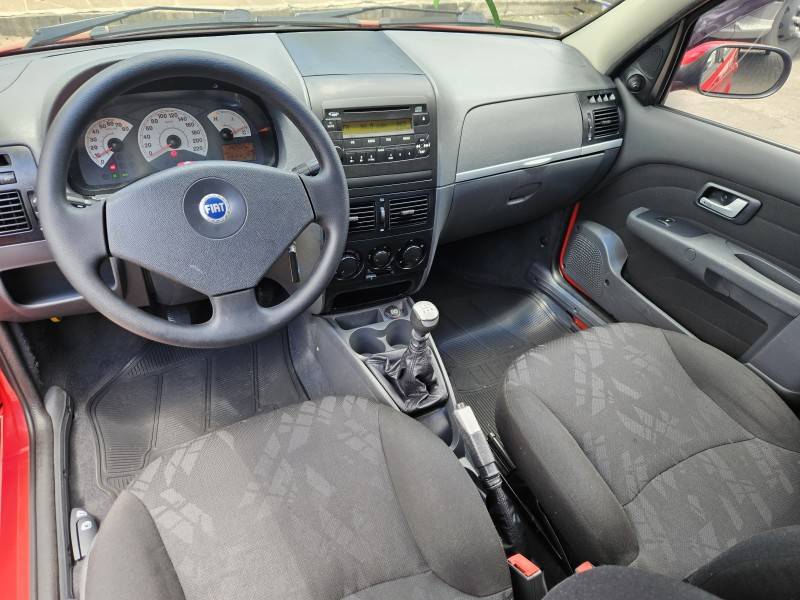 FIAT - PALIO - 2007/2008 - Vermelha - R$ 26.900,00