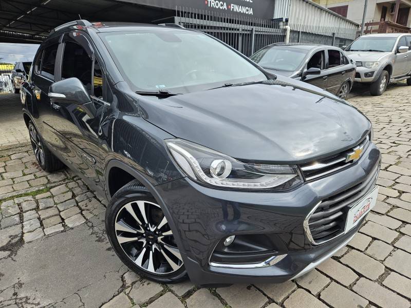 CHEVROLET - TRACKER - 2018/2018 - Cinza - R$ 91.900,00