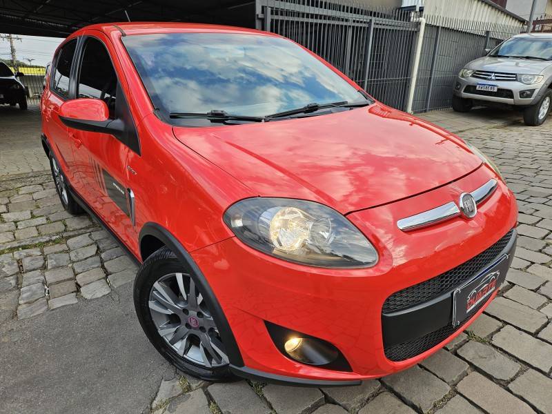 FIAT - PALIO - 2012/2012 - Vermelha - R$ 37.900,00