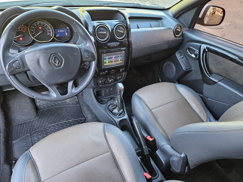 RENAULT - DUSTER - 2018/2019 - Prata - R$ 69.900,00