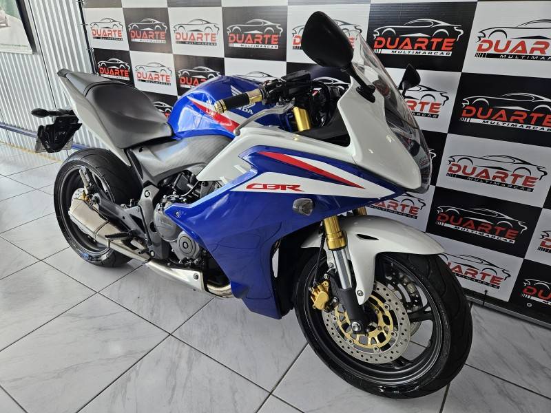 HONDA - CBR 600F - 2013/2013 - Azul - R$ 38.900,00