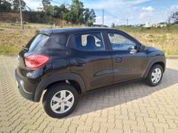 RENAULT - KWID - 2021/2022 - Preta - R$ 49.900,00