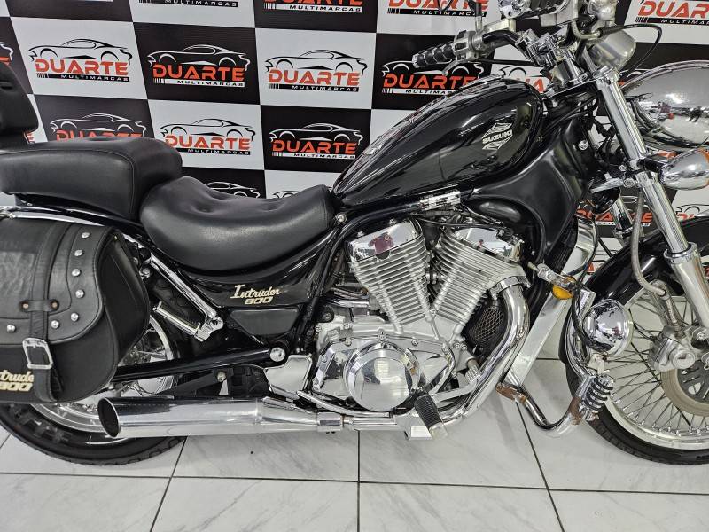 SUZUKI - INTRUDER - 1995/1995 - Preta - R$ 23.900,00