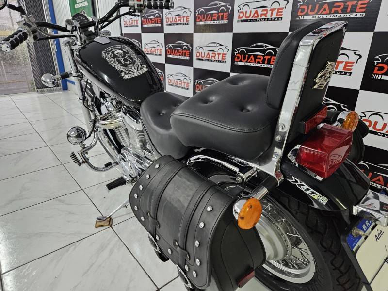 SUZUKI - INTRUDER - 1995/1995 - Preta - R$ 23.900,00