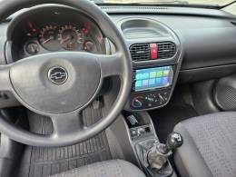 CHEVROLET - CORSA - 2010/2011 - Branca - R$ 31.900,00