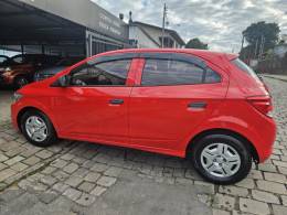 CHEVROLET - ONIX - 2016/2017 - Vermelha - R$ 47.900,00