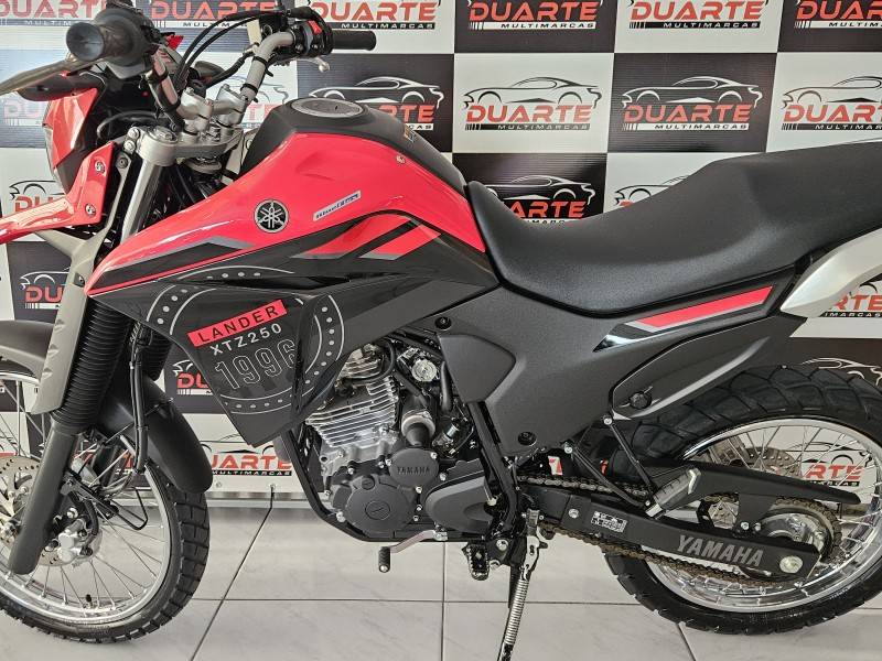 YAMAHA - XTZ 250 - 2024/2024 - Vermelha - R$ 28.900,00