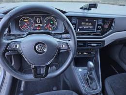 VOLKSWAGEN - POLO - 2018/2019 - Prata - R$ 75.900,00