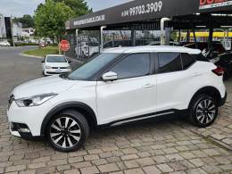 NISSAN - KICKS - 2016/2017 - Branca - R$ 81.900,00