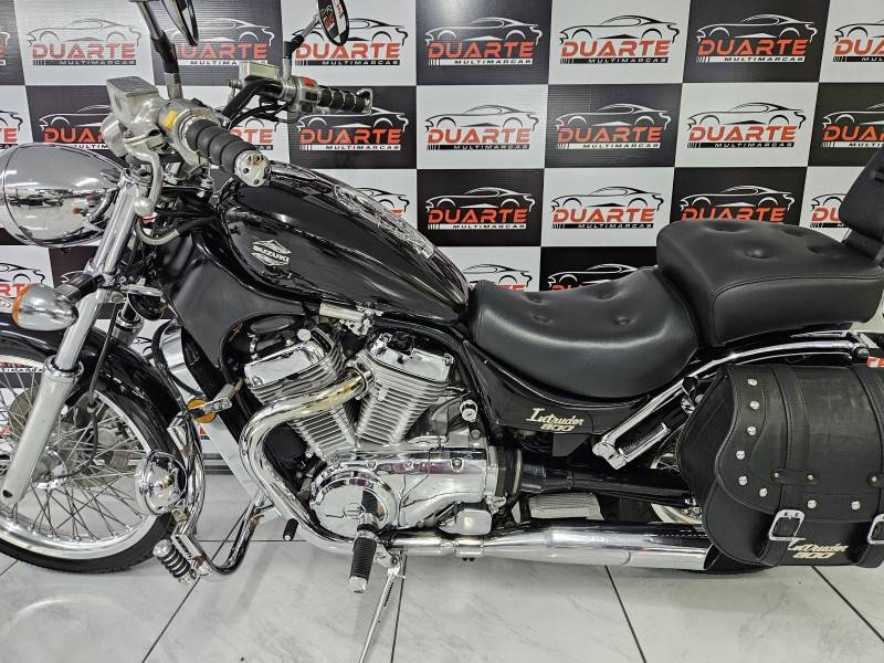 SUZUKI - INTRUDER - 1995/1995 - Preta - R$ 23.900,00