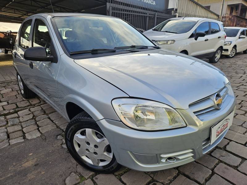 CHEVROLET - CELTA - 2008/2009 - Prata - R$ 24.900,00