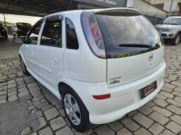 CHEVROLET - CORSA - 2010/2011 - Branca - R$ 31.900,00