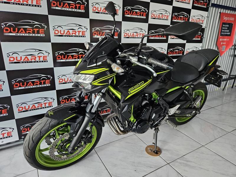 KAWASAKI - Z650 SE - 2020/2021 - Preta - R$ 38.900,00