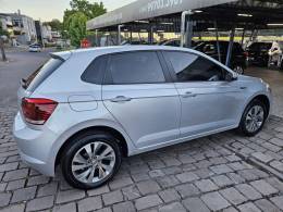 VOLKSWAGEN - POLO - 2018/2019 - Prata - R$ 75.900,00