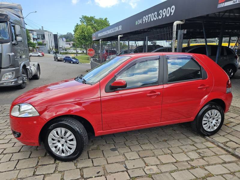 FIAT - PALIO - 2007/2008 - Vermelha - R$ 26.900,00