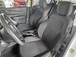 CHEVROLET - ONIX - 2018/2018 - Branca - R$ 48.900,00