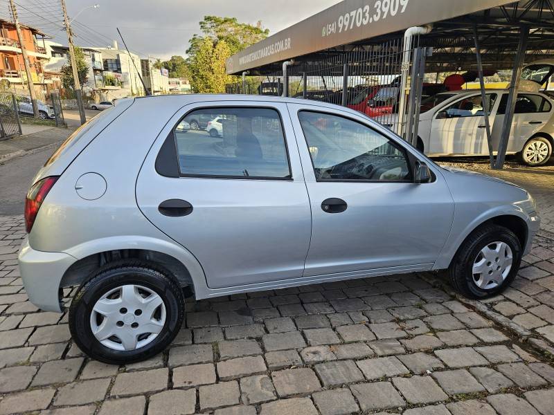 CHEVROLET - CELTA - 2008/2009 - Prata - R$ 24.900,00