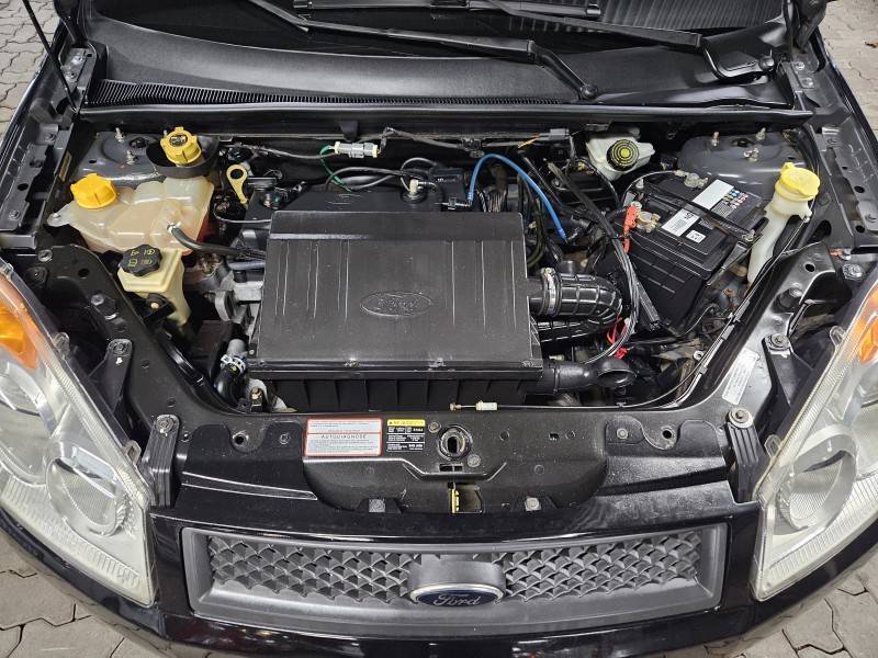 FORD - FIESTA - 2009/2009 - Preta - R$ 26.900,00