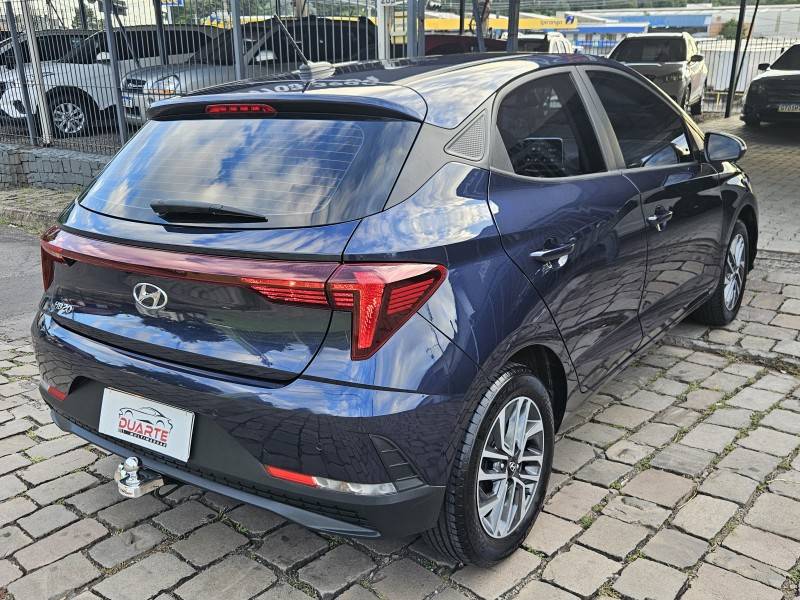 HYUNDAI - HB20 - 2022/2023 - Azul - R$ 68.900,00