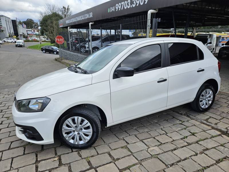 VOLKSWAGEN - GOL - 2017/2017 - Branca - R$ 45.900,00