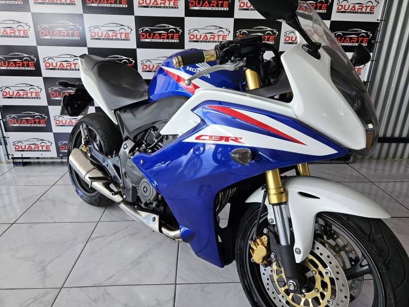 HONDA - CBR 600F - 2013/2013 - Azul - R$ 38.900,00