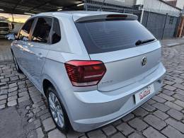 VOLKSWAGEN - POLO - 2018/2019 - Prata - R$ 75.900,00