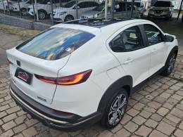 FIAT - FASTBACK - 2024/2025 - Branca - R$ 127.900,00