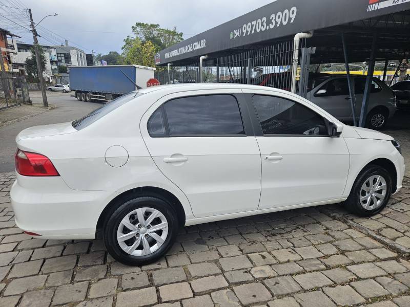 VOLKSWAGEN - VOYAGE - 2018/2019 - Branca - R$ 47.900,00