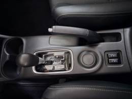 MITSUBISHI - OUTLANDER - 2015/2016 - Preta - R$ 87.900,00