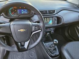 CHEVROLET - PRISMA - 2017/2018 - Branca - R$ 63.900,00