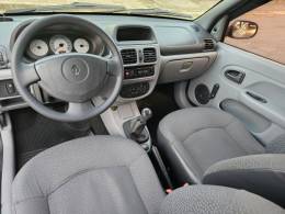 RENAULT - CLIO - 2007/2008 - Prata - R$ 25.900,00