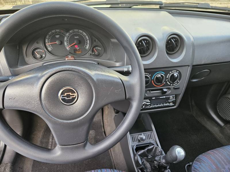 CHEVROLET - CELTA - 2008/2009 - Prata - R$ 24.900,00