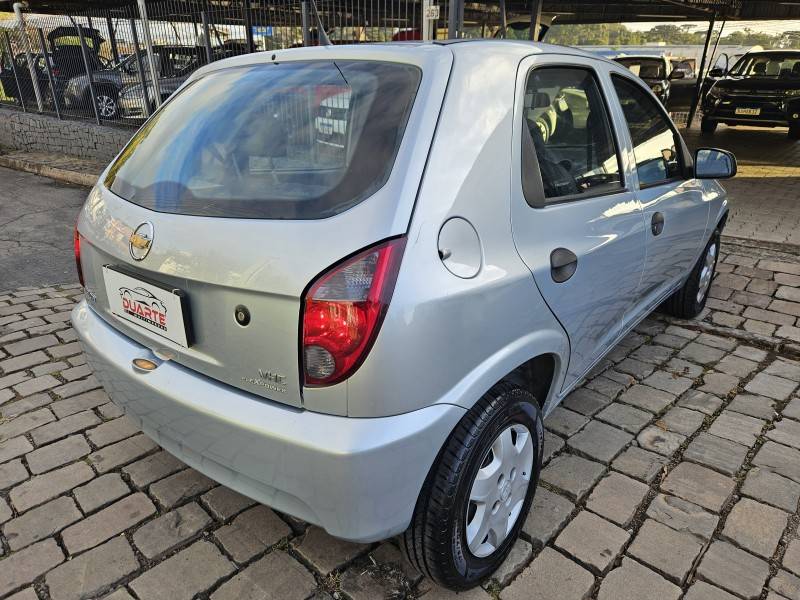 CHEVROLET - CELTA - 2008/2009 - Prata - R$ 24.900,00
