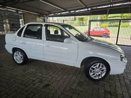 CHEVROLET - CLASSIC - 2005/2005 - Branca - R$ 21.900,00