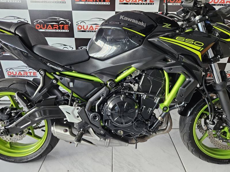 KAWASAKI - Z650 SE - 2020/2021 - Preta - R$ 38.900,00