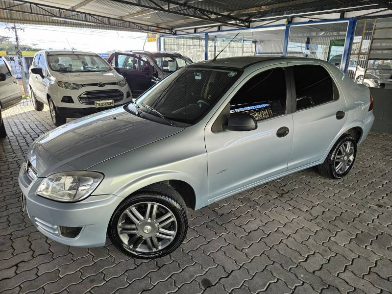 CHEVROLET - PRISMA - 2008/2009 - Prata - R$ 25.900,00