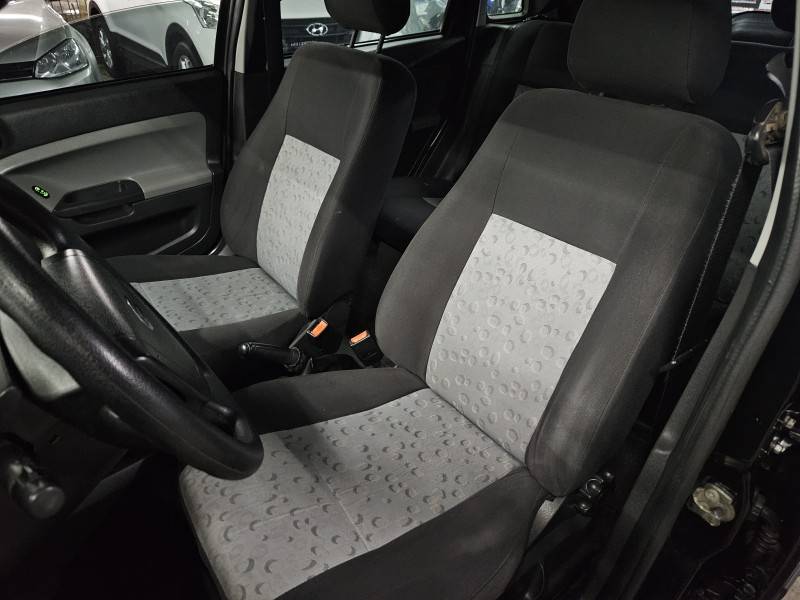 FORD - FIESTA - 2009/2009 - Preta - R$ 26.900,00
