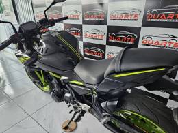 KAWASAKI - Z650 SE - 2020/2021 - Preta - R$ 38.900,00