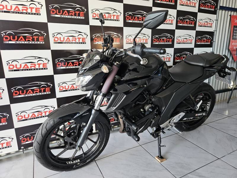 YAMAHA - FAZER - 2018/2018 - Preta - R$ 18.900,00