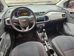 CHEVROLET - ONIX - 2016/2017 - Vermelha - R$ 47.900,00