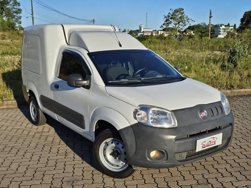 FIAT - FIORINO - 2016/2017 - Branca - R$ 64.900,00