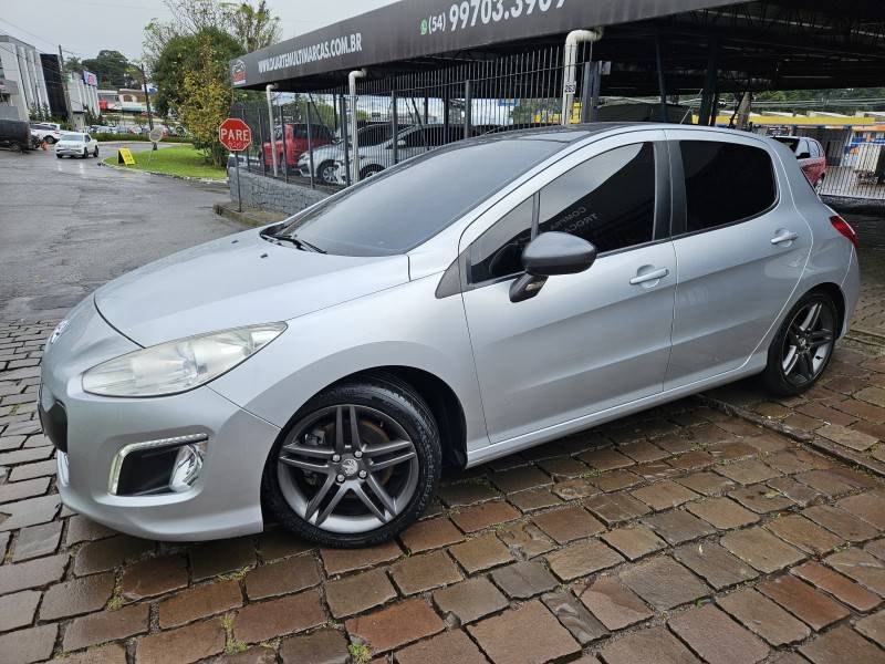 PEUGEOT - 308 - 2013/2014 - Prata - R$ 45.900,00