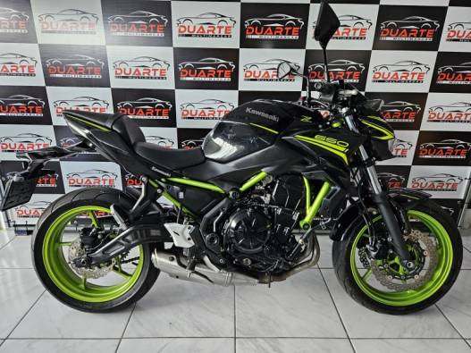 KAWASAKI - Z650 SE - 2020/2021 - Preta - R$ 38.900,00