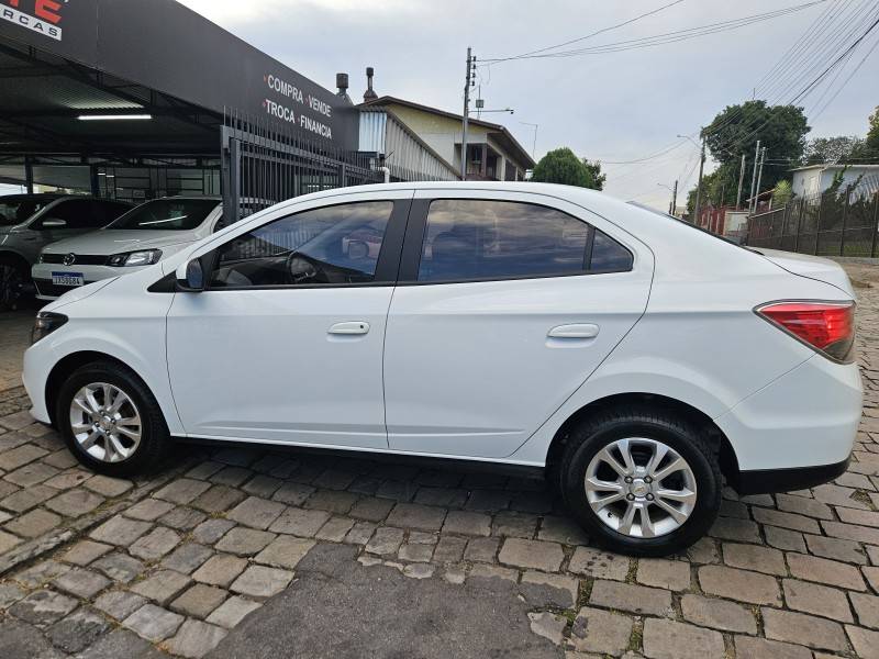 CHEVROLET - PRISMA - 2015/2016 - Branca - R$ 57.900,00
