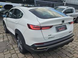 FIAT - FASTBACK - 2024/2025 - Branca - R$ 127.900,00