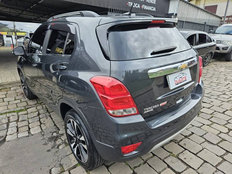 CHEVROLET - TRACKER - 2018/2018 - Cinza - R$ 93.900,00