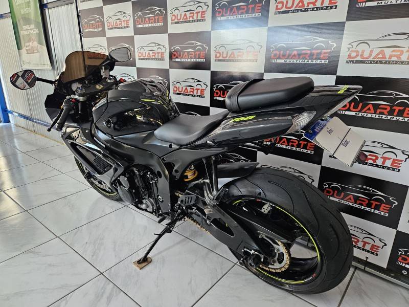 SUZUKI - GSXR - 2009/2009 - Preta - R$ 38.900,00