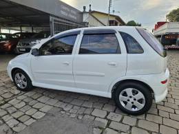CHEVROLET - CORSA - 2010/2011 - Branca - R$ 31.900,00