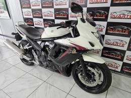 SUZUKI - GSX - 2011/2012 - Branca - R$ 29.900,00